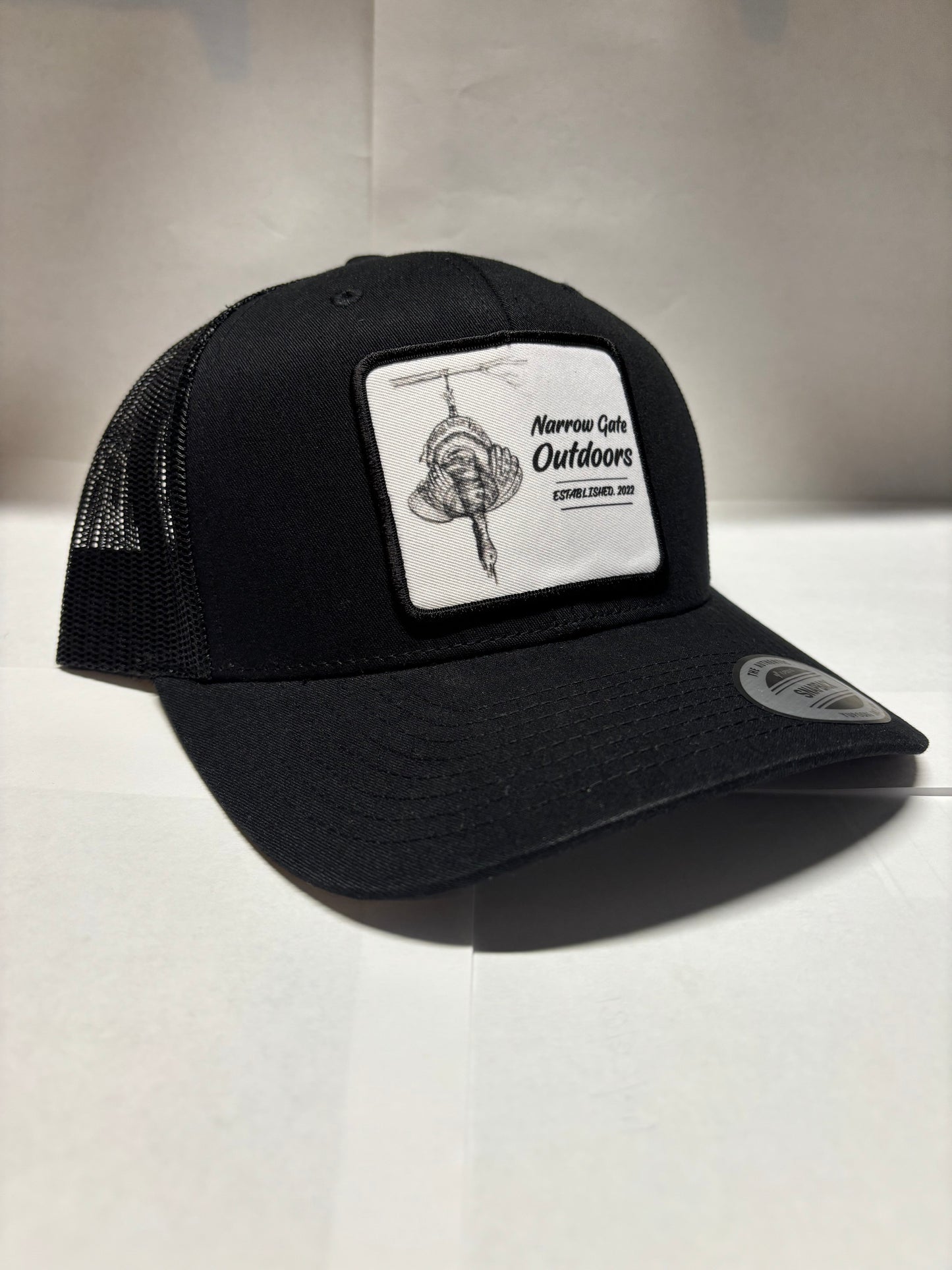 Limb Hanger Patch Hat