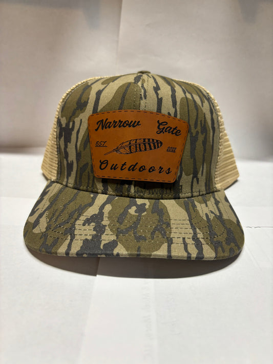Leather Patch Bottom Land Camo Hat