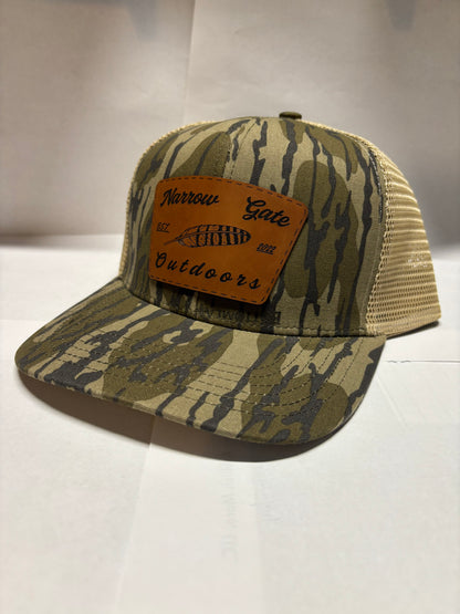 Leather Patch Bottom Land Camo Hat