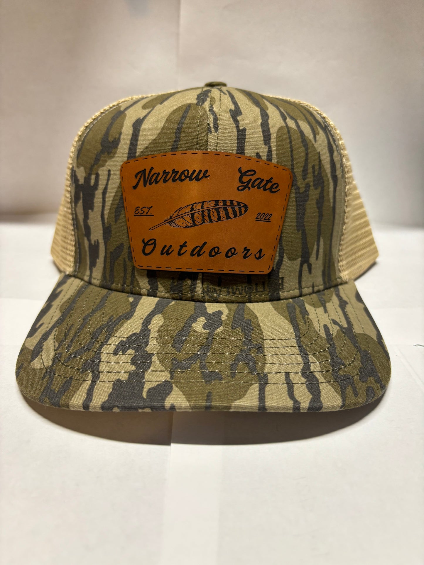 Leather Patch Bottom Land Camo Hat