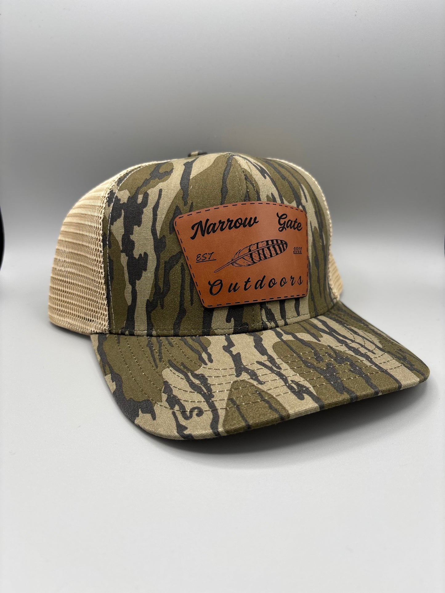 Leather Patch Bottom Land Camo Hat