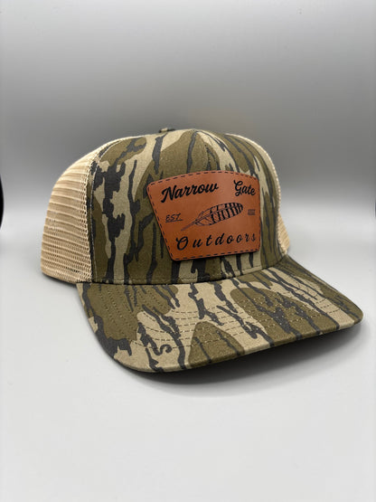 Leather Patch Bottom Land Camo Hat